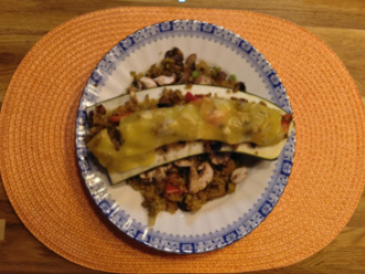 Rezepte zum Ernährungsplan 149+ Gefüllte Zucchini im Quinoabett 
