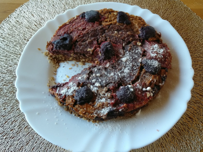 Süßkartoffelkuchen mit Heidelbeer-Mandel-Kokoscreme